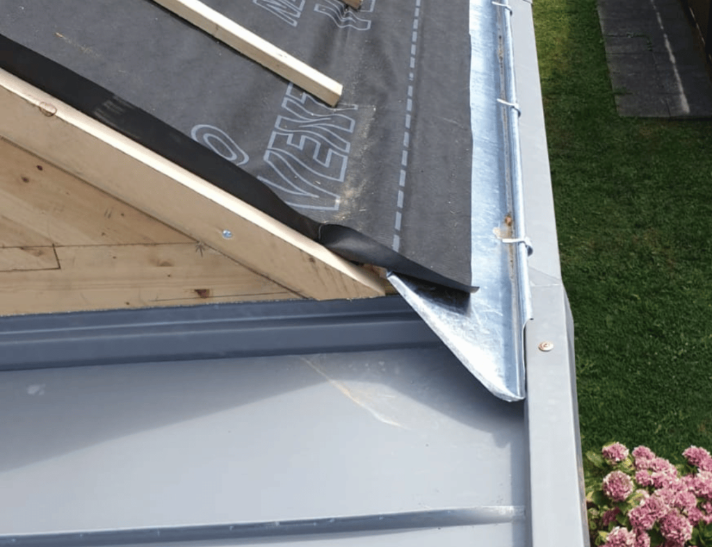 finition toiture extension paris
